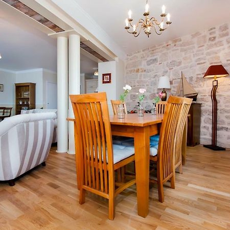 Adriatic Royal Sea View Apartment 로비니 외부 사진