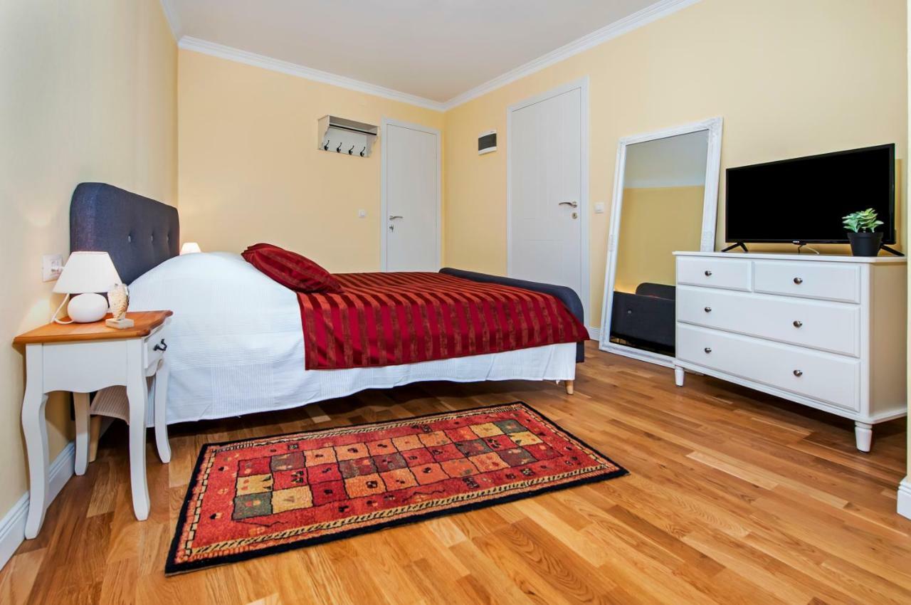 Adriatic Royal Sea View Apartment 로비니 외부 사진