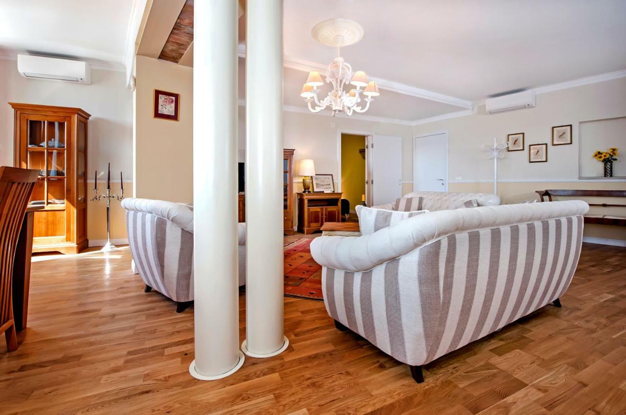 Adriatic Royal Sea View Apartment 로비니 외부 사진