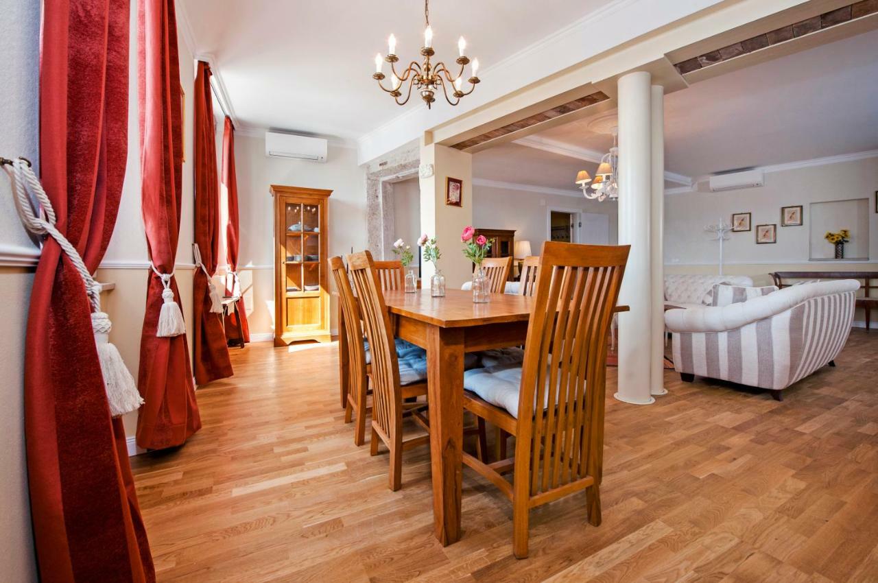Adriatic Royal Sea View Apartment 로비니 외부 사진