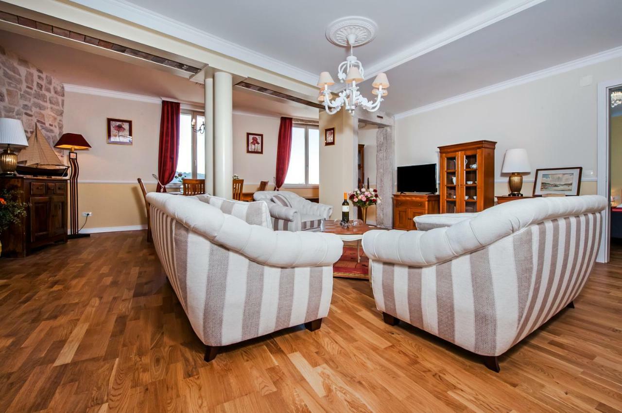 Adriatic Royal Sea View Apartment 로비니 외부 사진