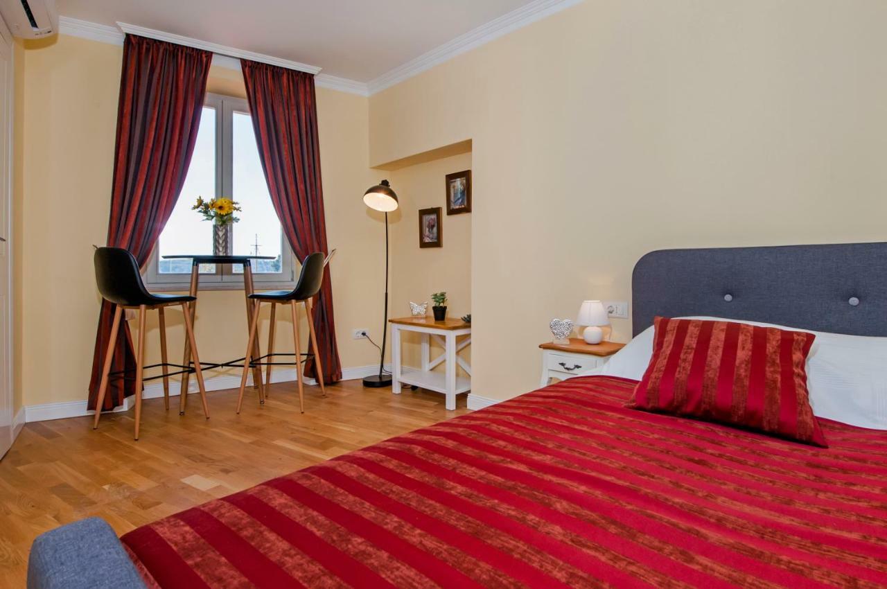Adriatic Royal Sea View Apartment 로비니 외부 사진